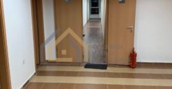 Iroda eladó (Beschreibung auf deutsch verfügbar)